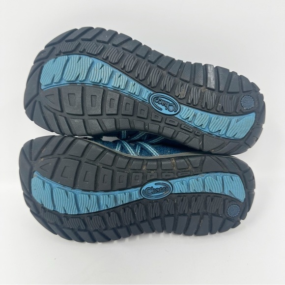 Chaco Odyssey Sandals - Picture 9 of 10